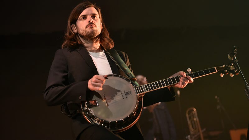 Winston Marshall