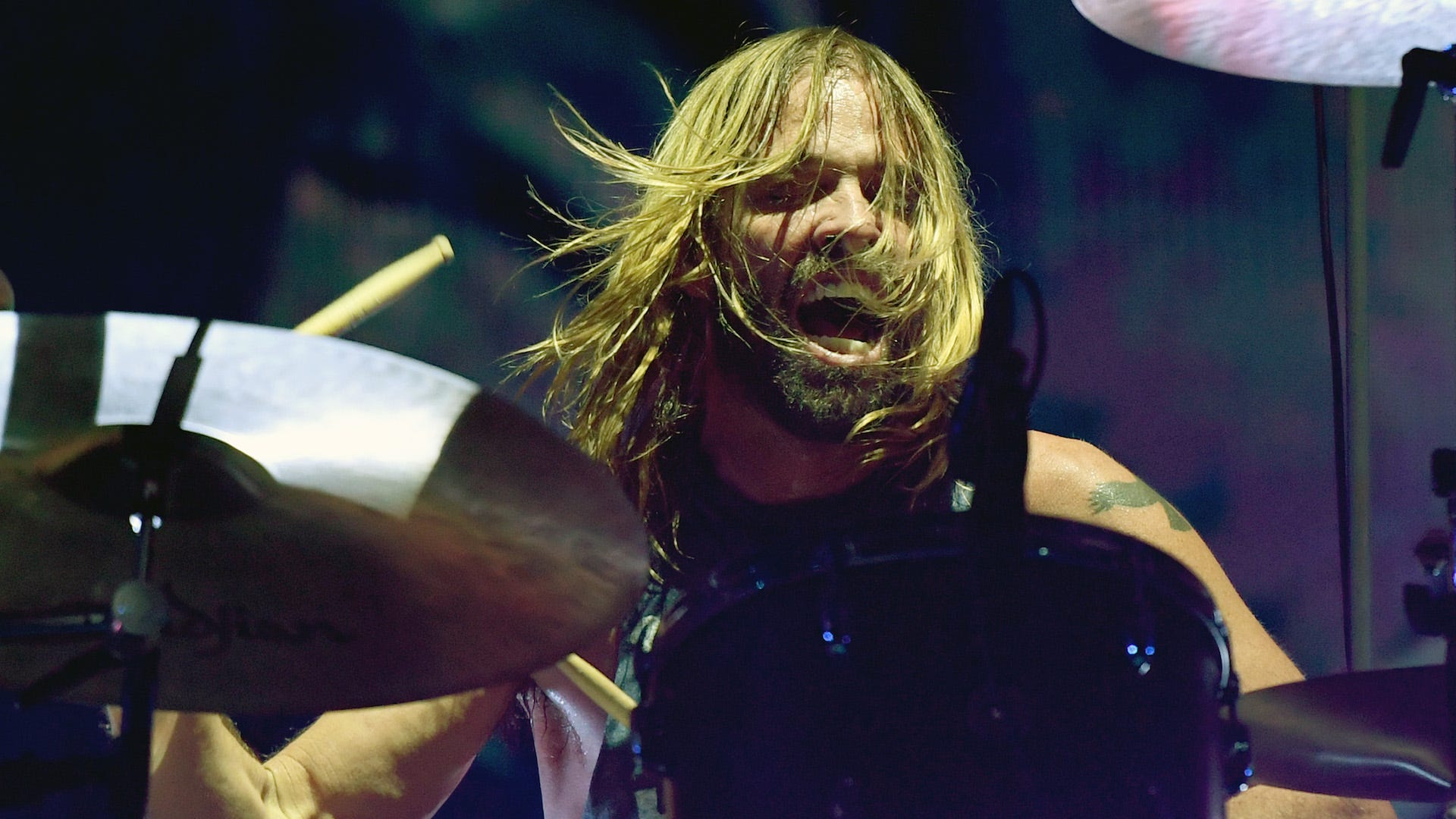Matt Cameron, Chad Smith share concerns expressed by Foo Fighters' Taylor Hawkins before his death