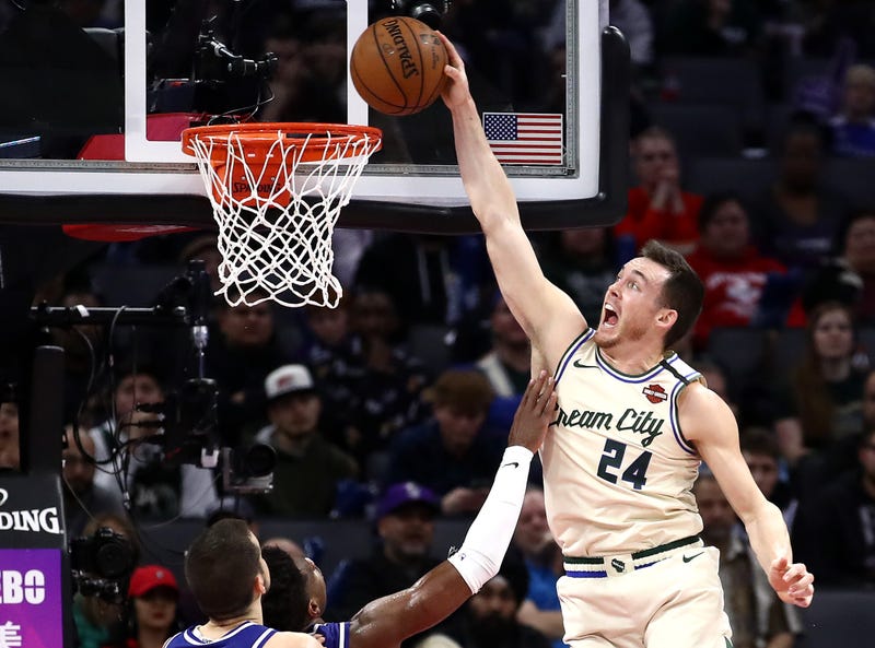 Pat Connaughton