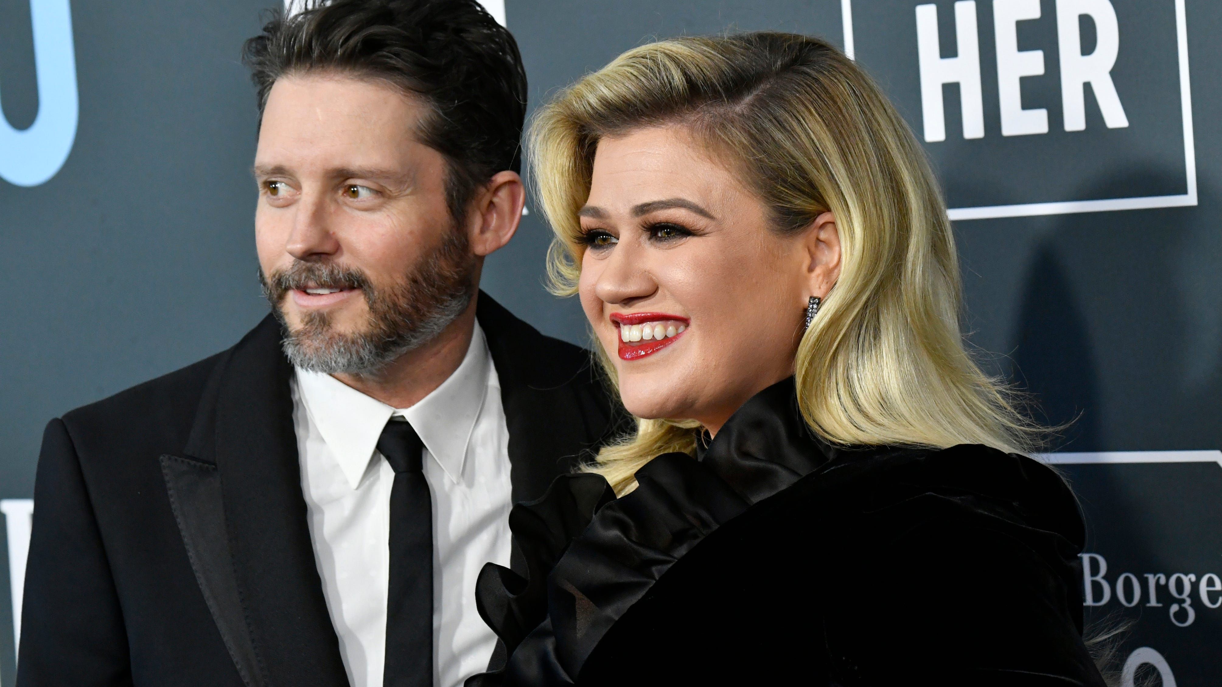 Kelly Clarkson 'has written like 60 songs' in the wake of divorce
