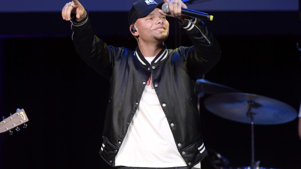 Kane Brown Surprises Subway Worker, Links Up With Nelly for 'Cool Again' Video