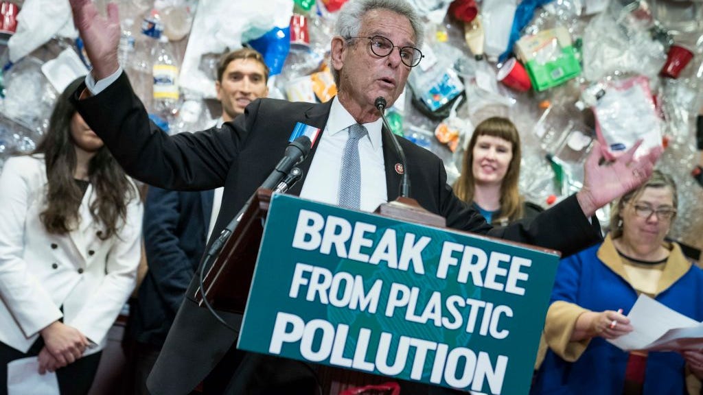 Long Beach Rep. Alan Lowenthal to retire from Congress next year