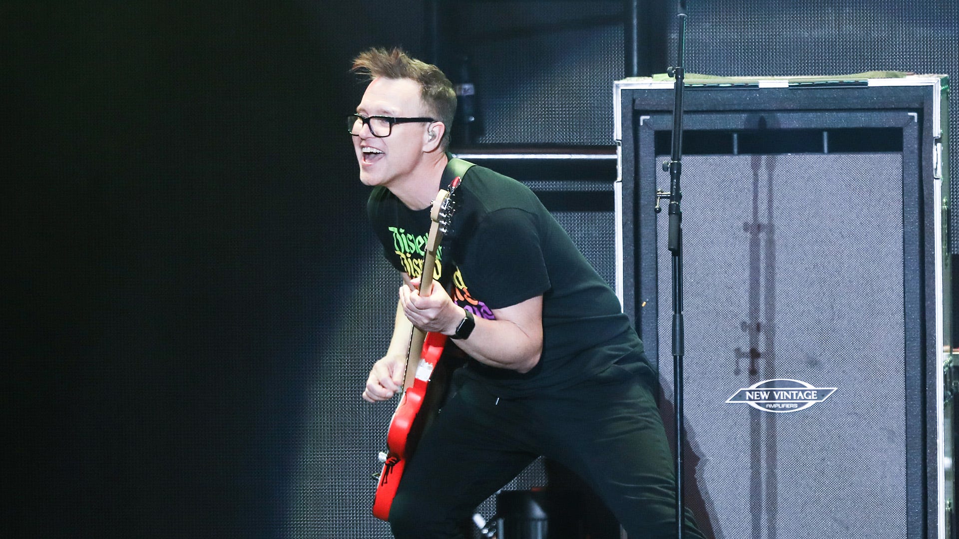 Watch as Mark Hoppus plays his bass for the first time since cancer diagnosis