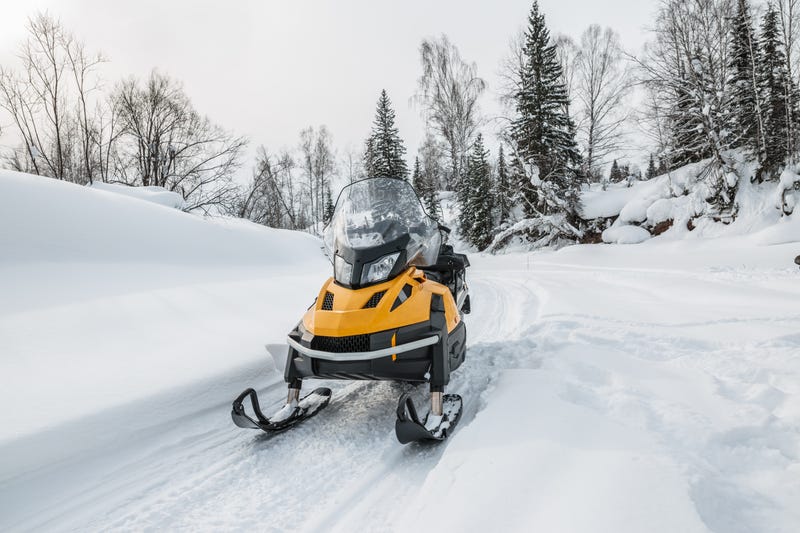 https://omny.fm/shows/wwjam-on-demand/snowmobiler-from-macomb-county-dies-after-struck-m