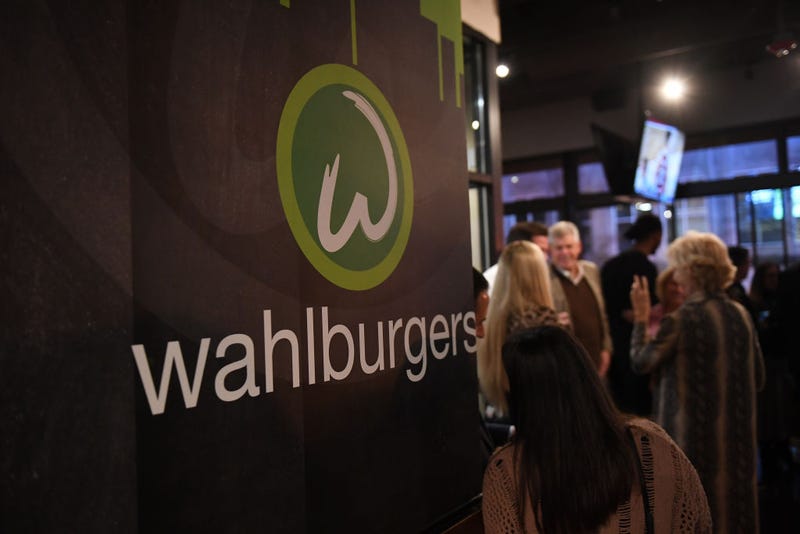 Wahlburgers location