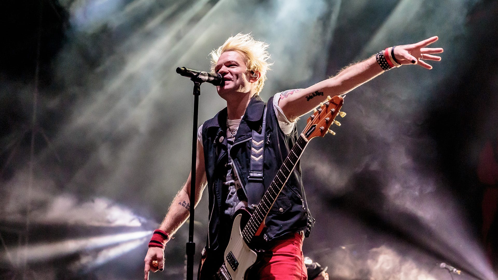 Sum 41 and Simple Plan team up for 'BLAME CANADA TOUR': See the dates