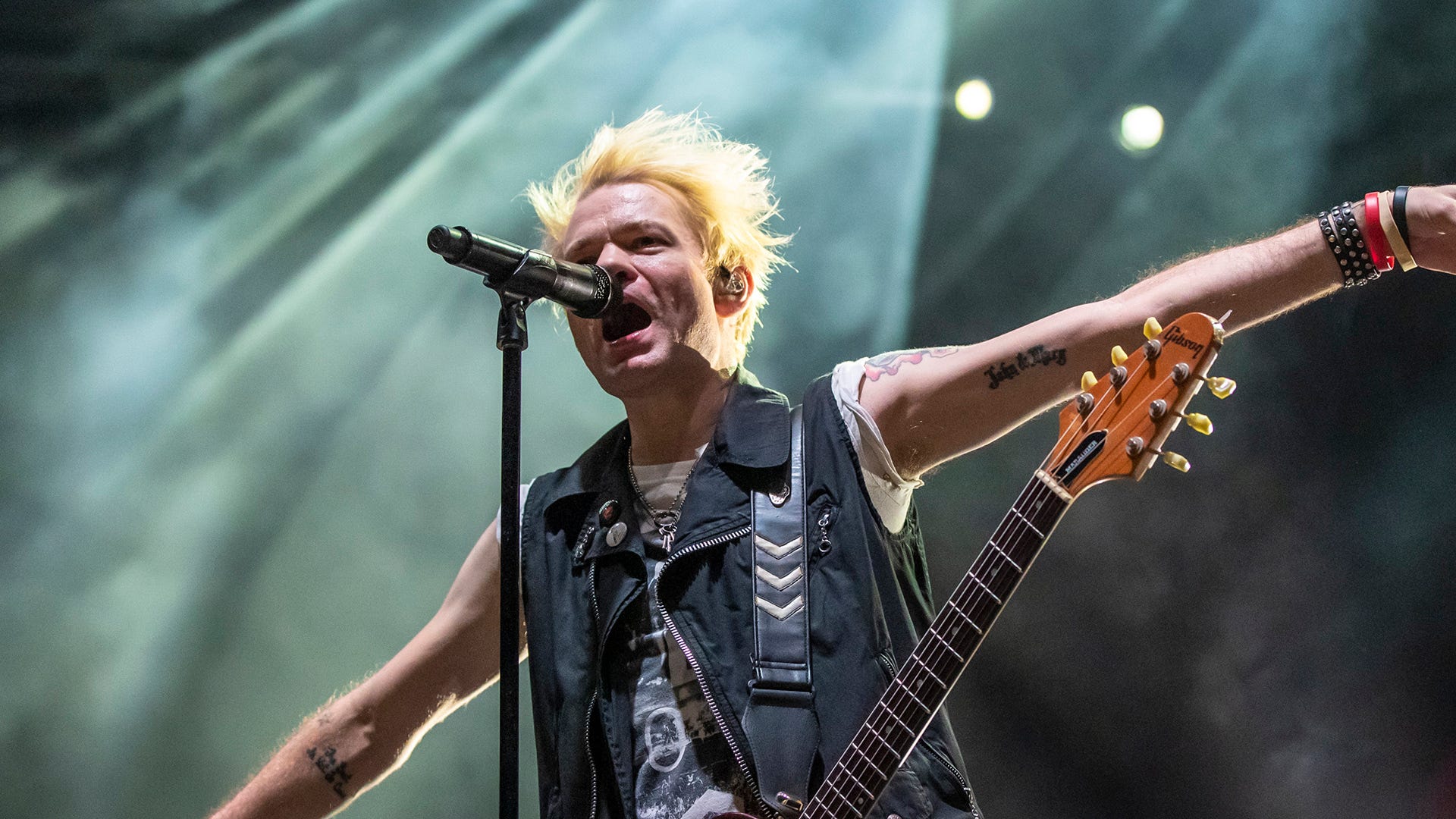 Sum 41's Deryck Whibley on 20 years of 'All Killer, No Filler,' and the moment they missed with DMX