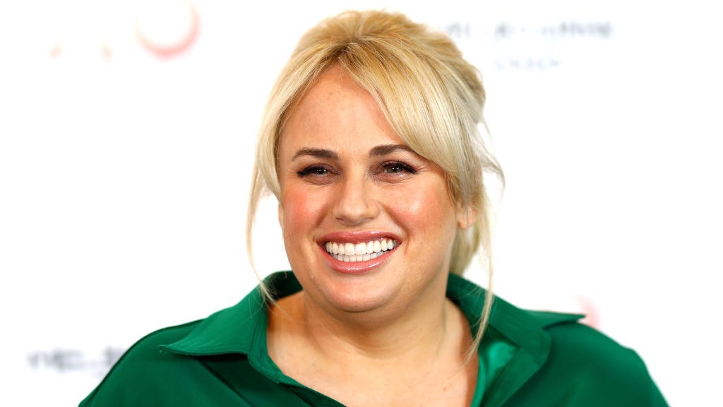 Rebel Wilson shares swimsuit photos from sunny vacation: 'I'm stronger up against the ropes'