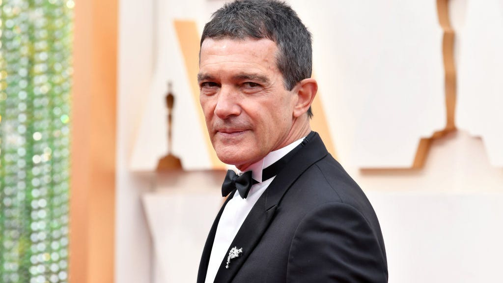Antonio Banderas Announces He Has Coronavirus on His 60th Birthday