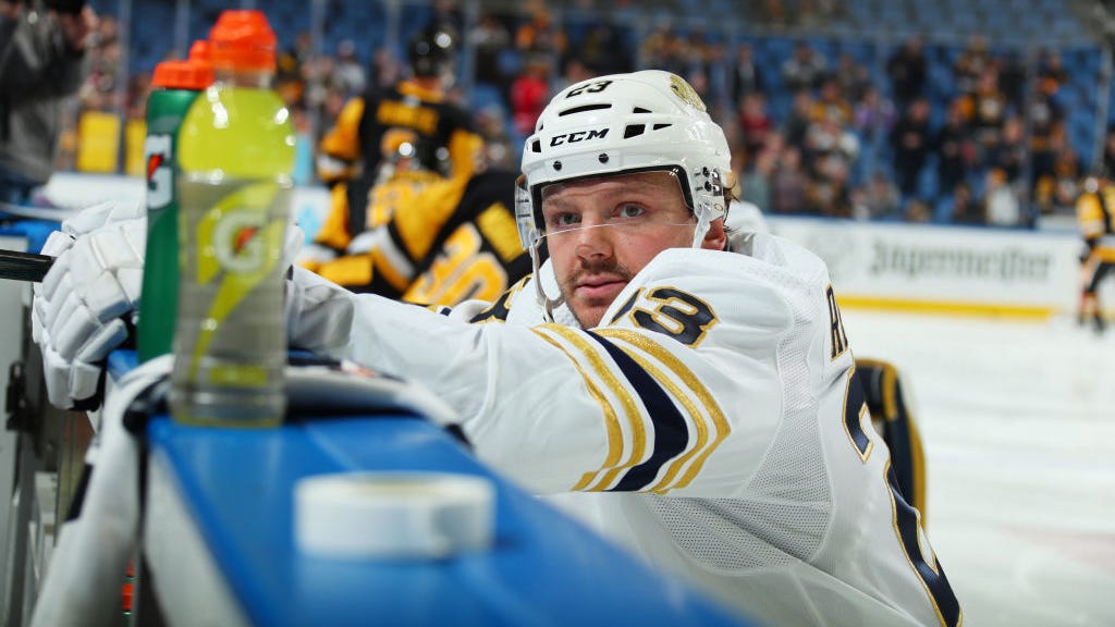 Buffalo Sabres sign Sam Reinhart to one year deal