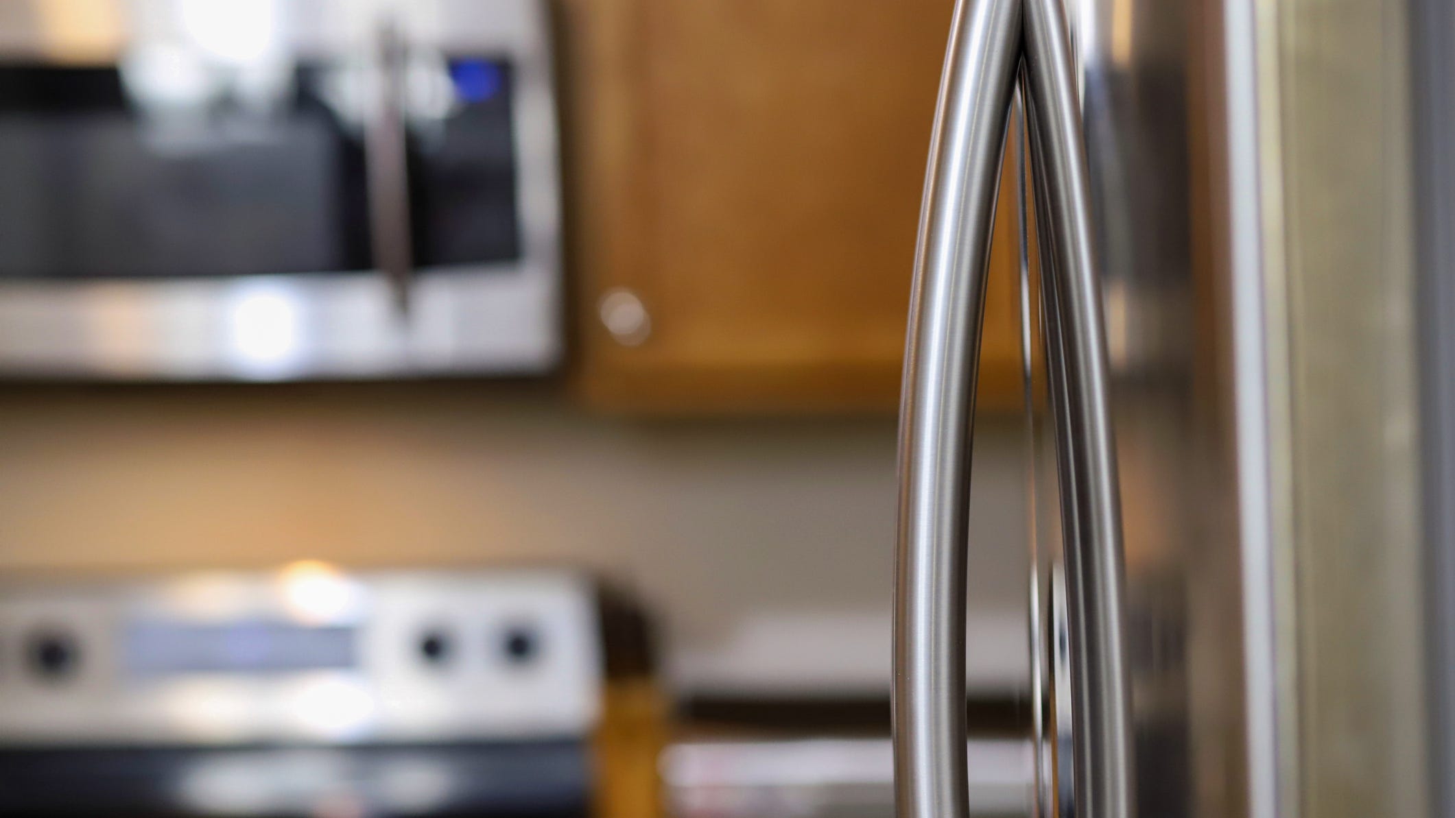 Samsung customers file suit over $2,200 refrigerators they claim don't work