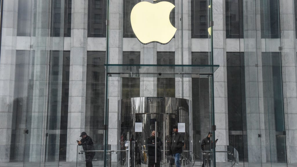 Shots fired outside Apple's flagship store in NYC; no injuries: police