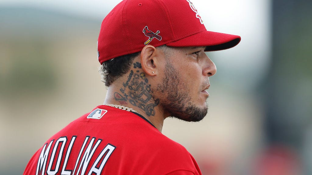 ’It’s time’: Yadier Molina shares intriguing message as Cardinals ‘hopeful' a deal is made