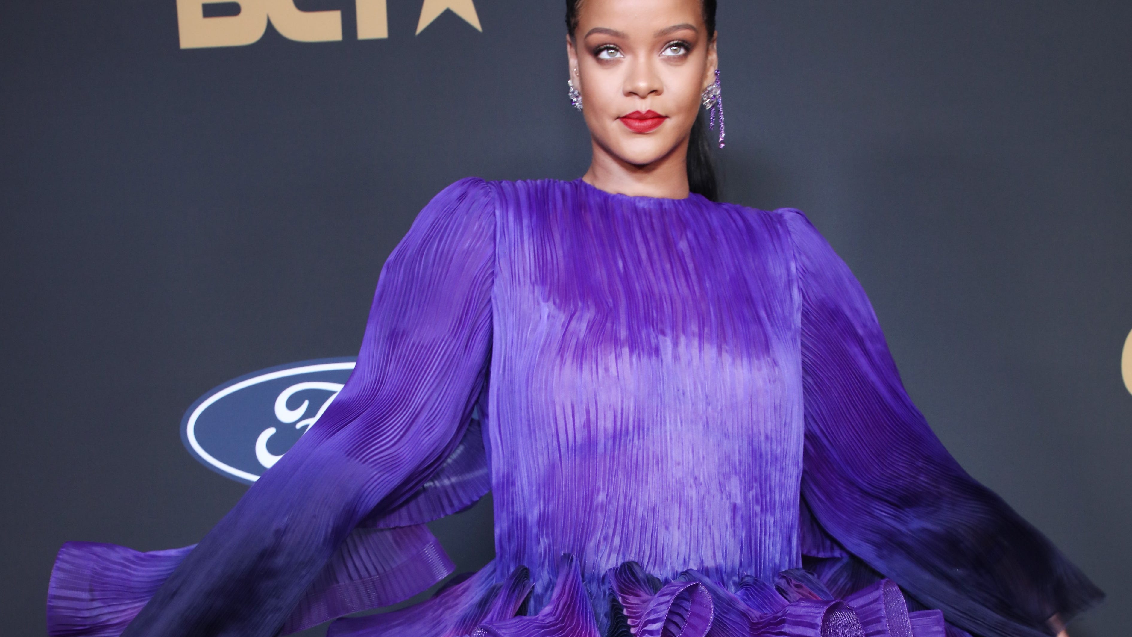 Rihanna asked, 'why aren't we talking about this?!' - Now we are