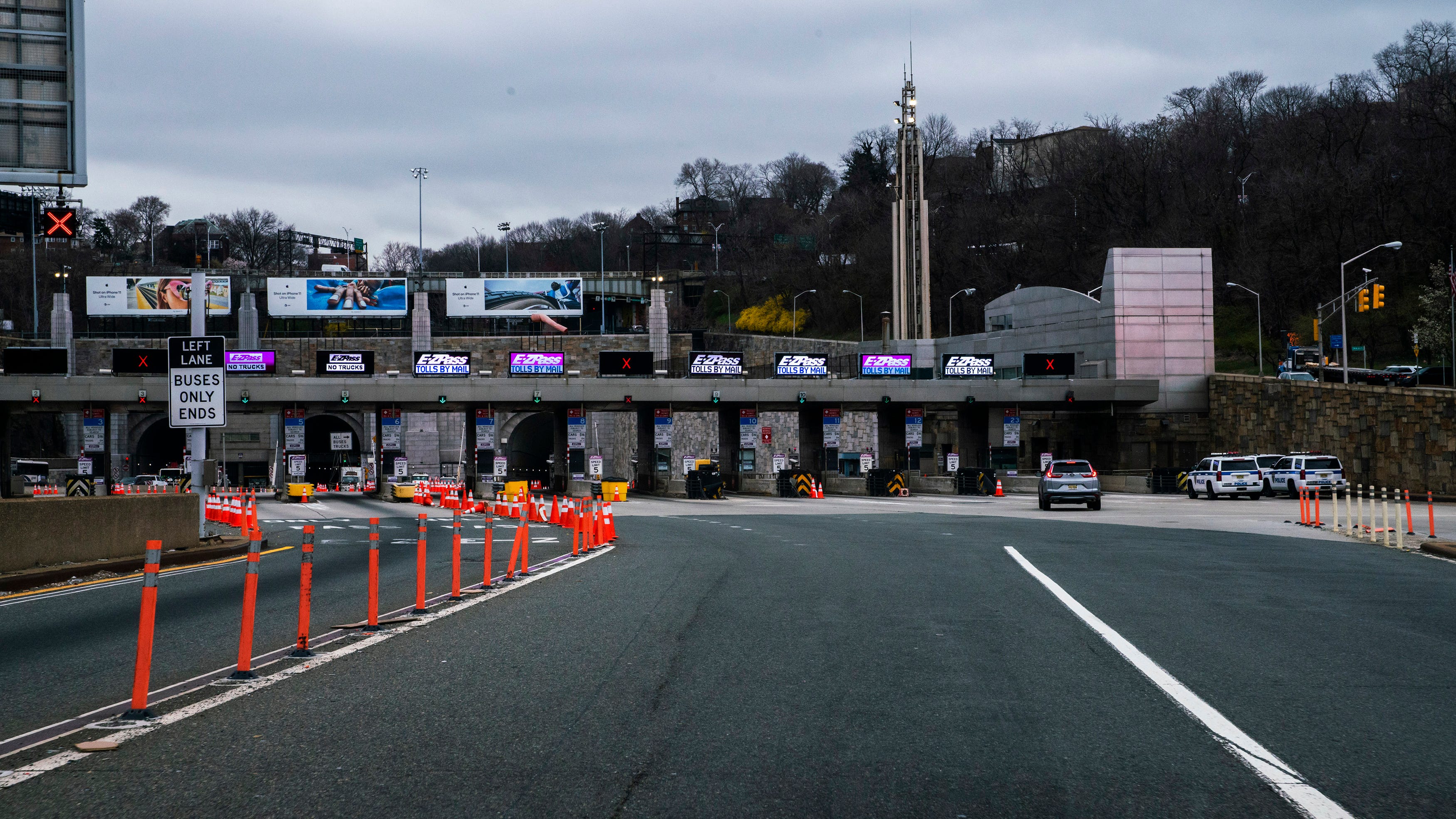 Cashless tolls begin at the Lincoln Tunnel