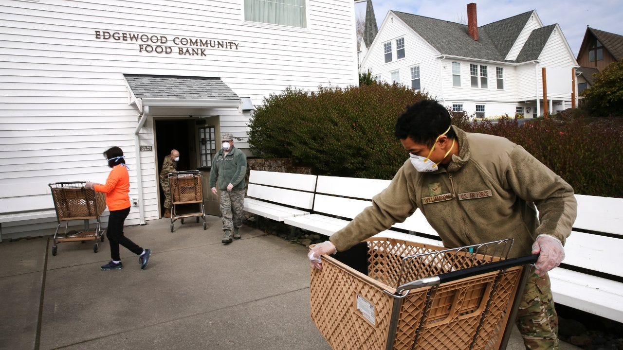 Pentagon boosts housing money for troops, as hunger persists