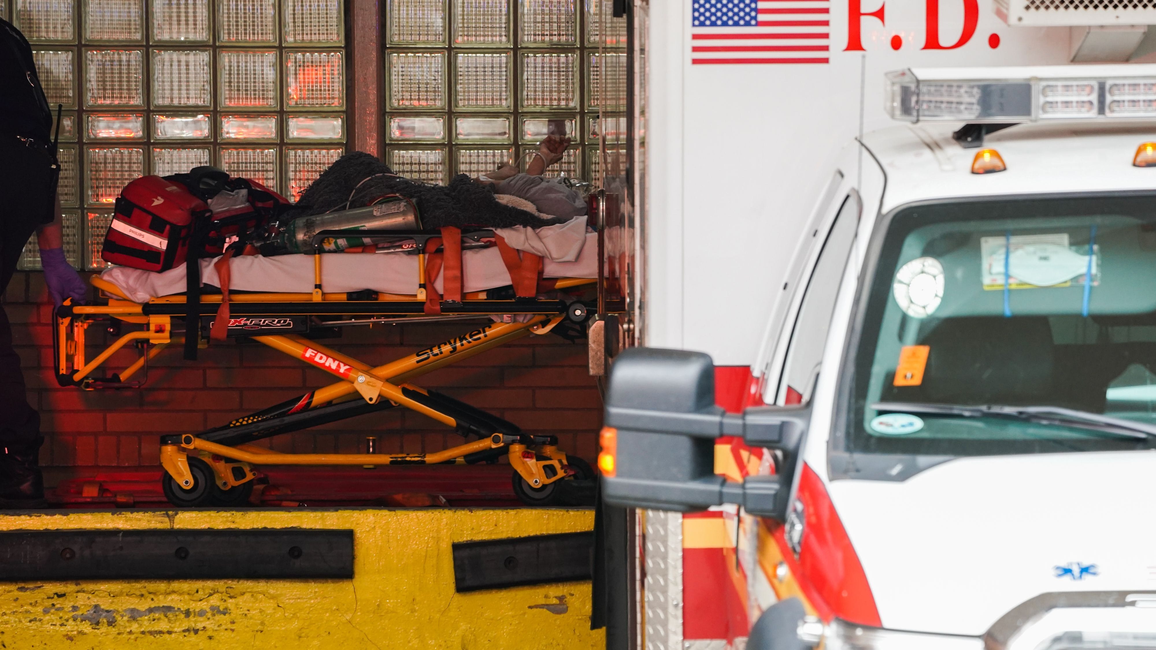 EMS workers punished for media interviews in NYC settle suit