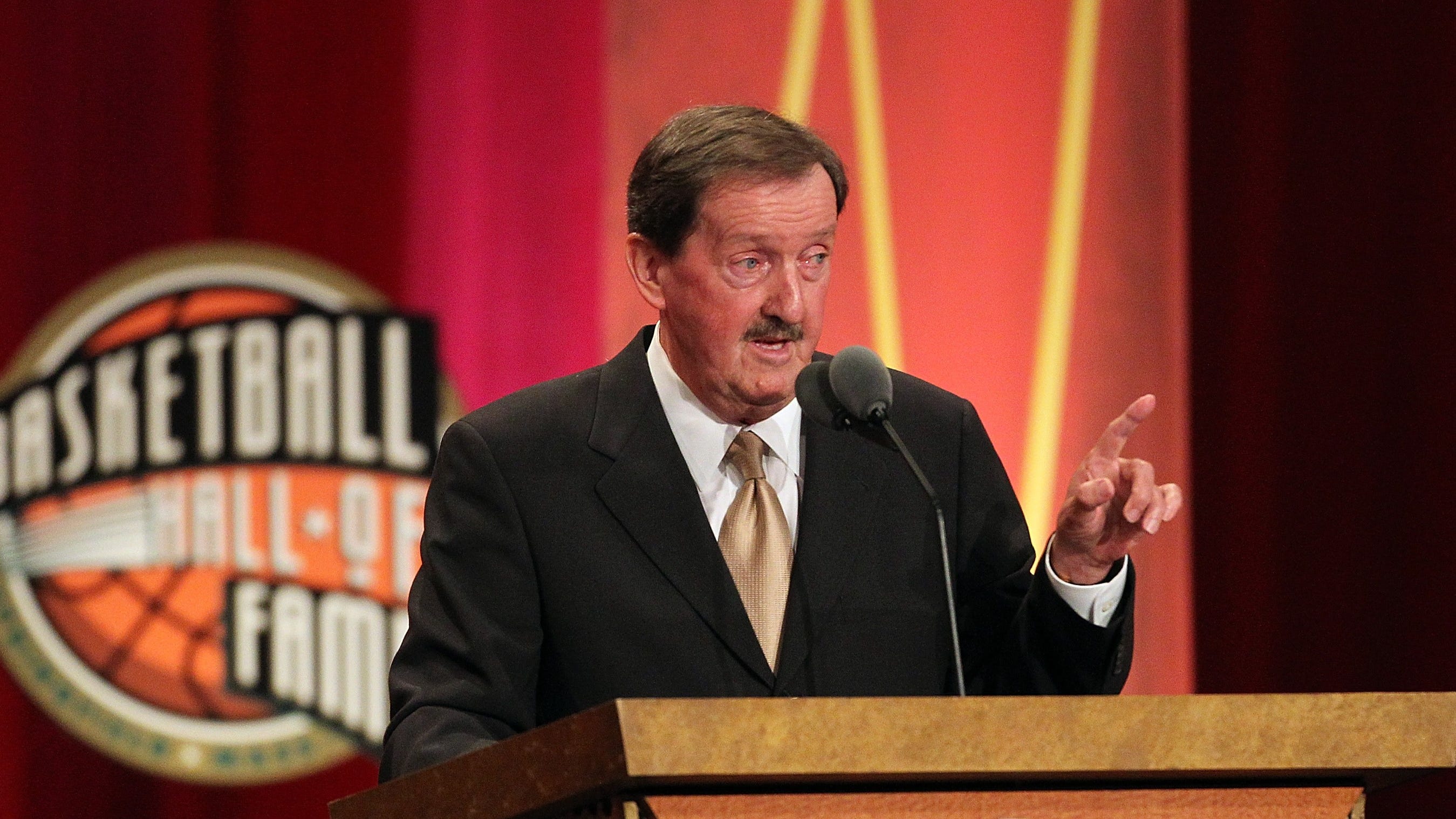 Herb Magee to coach his last regular-season game at Thomas Jefferson University