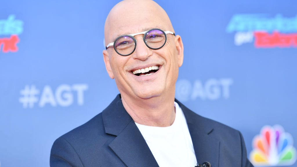 Germaphobe Howie Mandel Reveals How He's Coping with the Coronavirus Pandemic