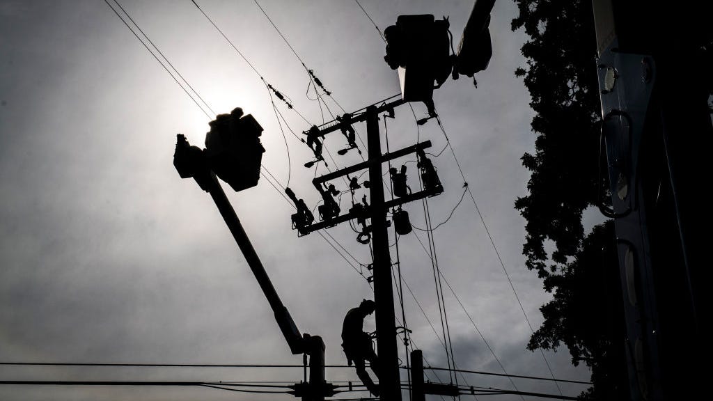 Oncor getting ready for Winter Weather, staging crews across North Texas