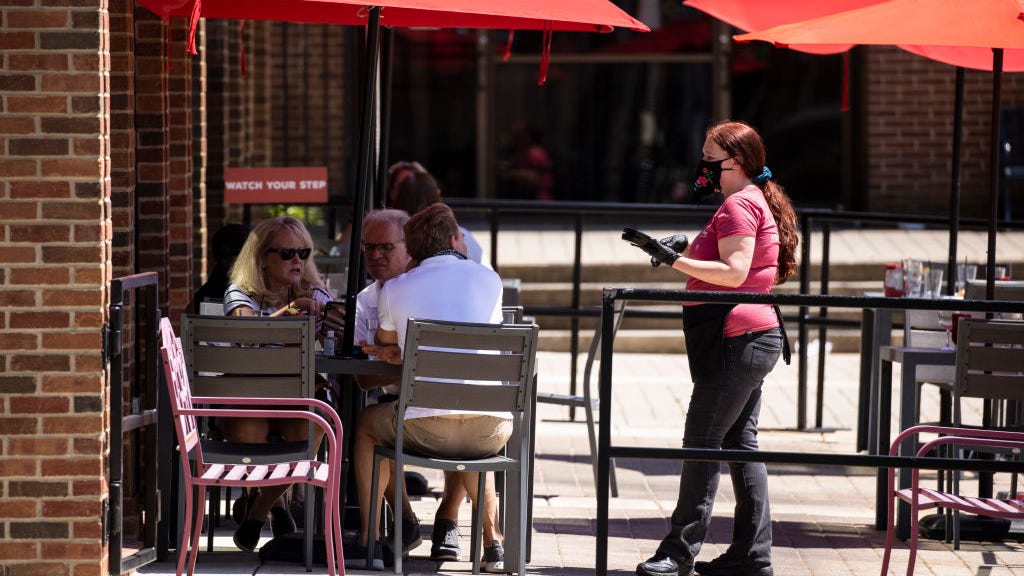 Tighter COVID restrictions announced on bars, restaurants, gatherings in Metro East