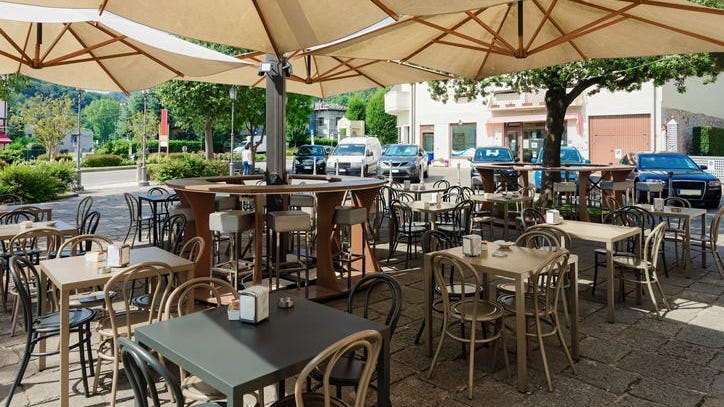 New permanent rules for sidewalk restaurant seating proposed for Philadelphia
