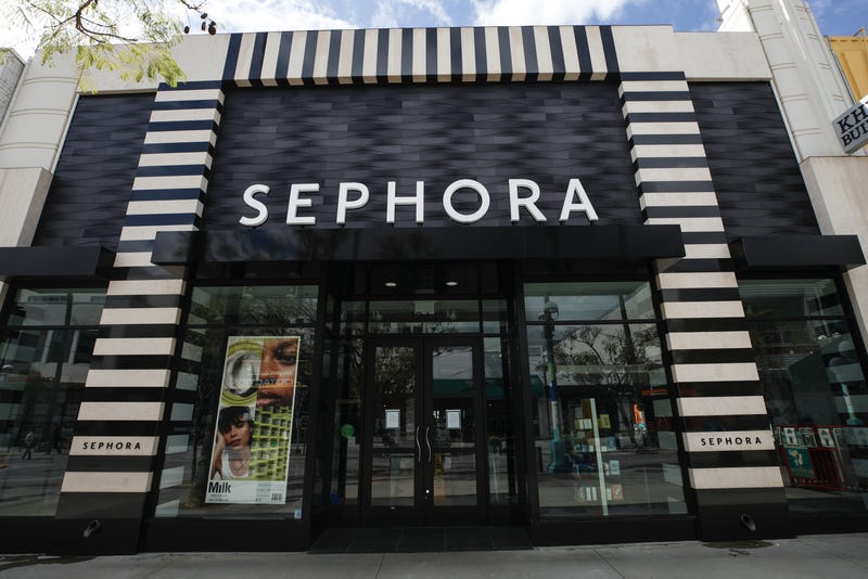  A Sephora shop stands closed on March 17, 2020 in Santa Monica, California.