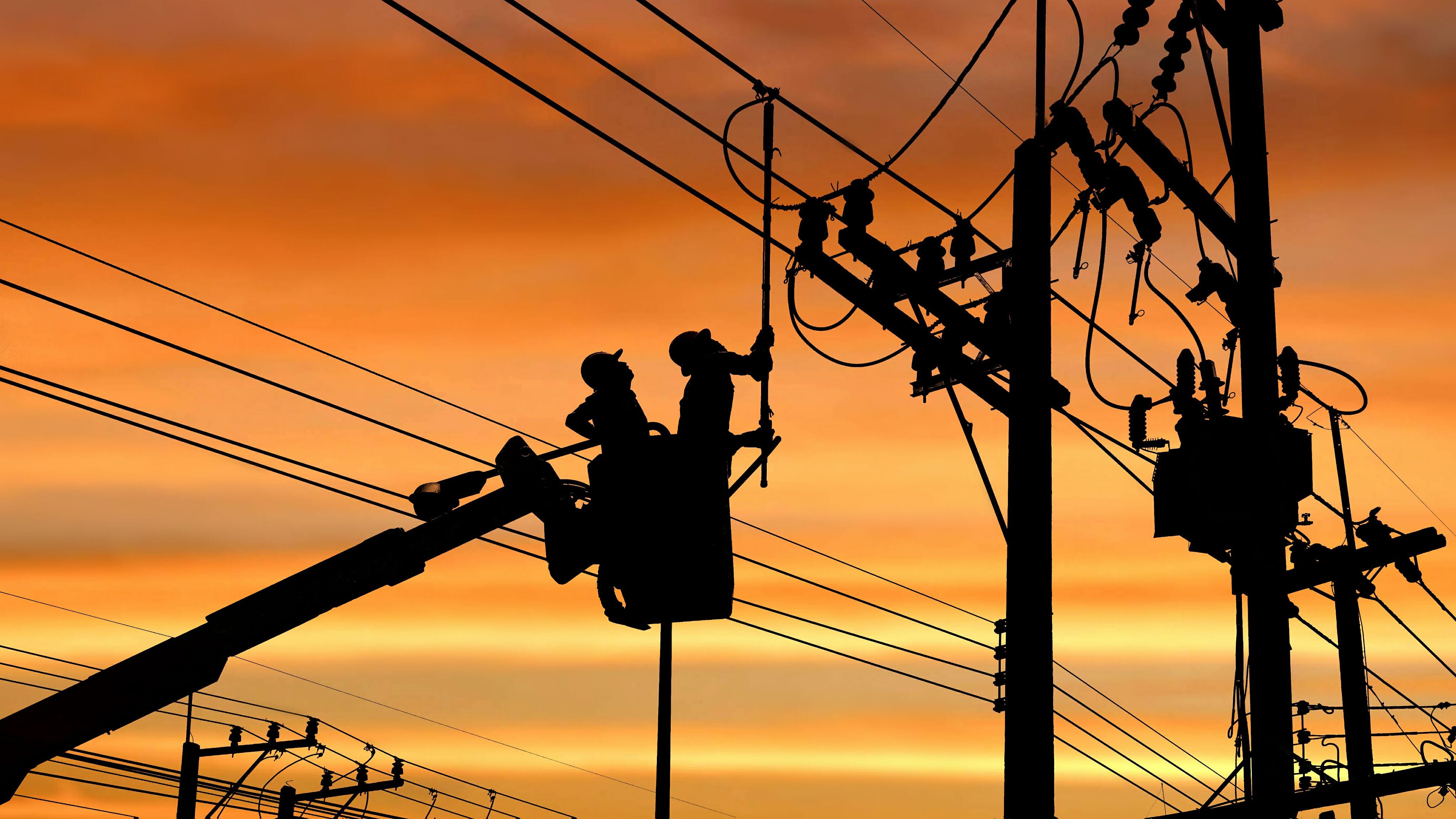 ERCOT wants Texans to reduce their electric use