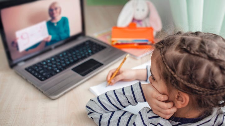 Chicago Public Schools to Resume Academic Year With Full Remote Learning