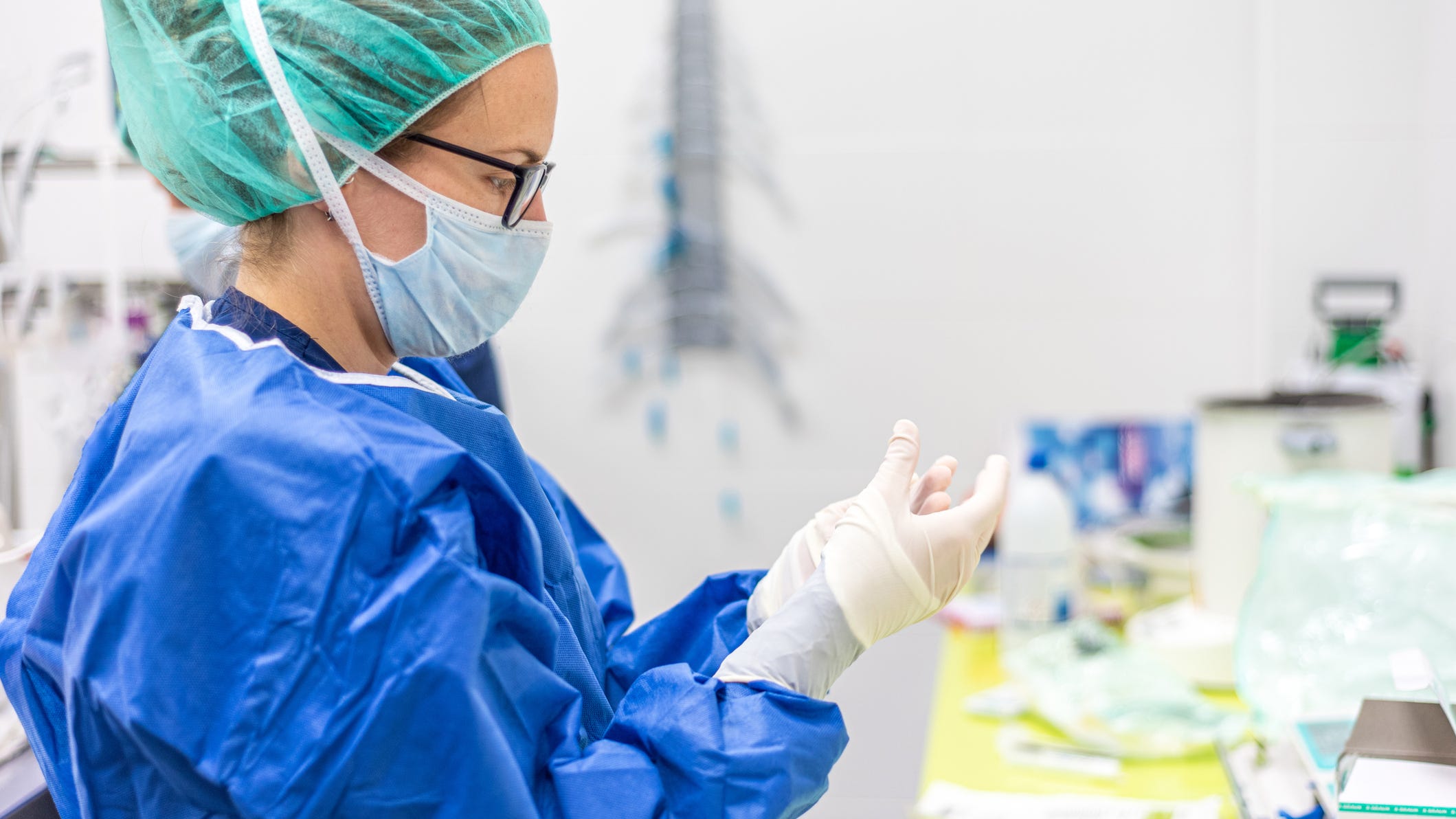 New COVID-19 strain not necessarily more deadly, but rapid spread concerns medical experts