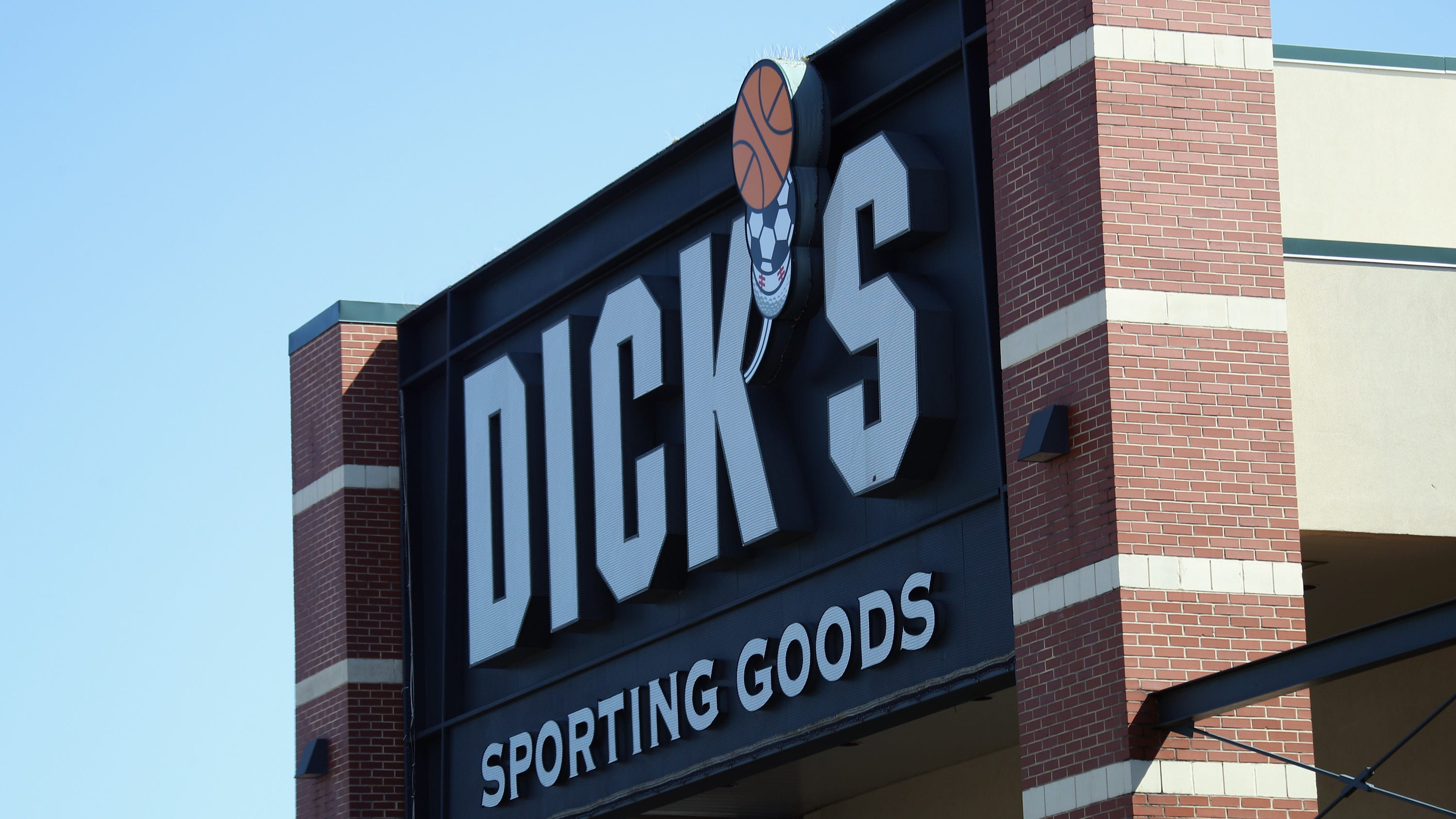 AHN, Dick's Sporting Goods partner to vaccinate 6,000 in western Pennsylvania