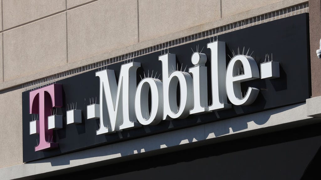 T-Mobile announces $350M settlement in cyberattack lawsuit