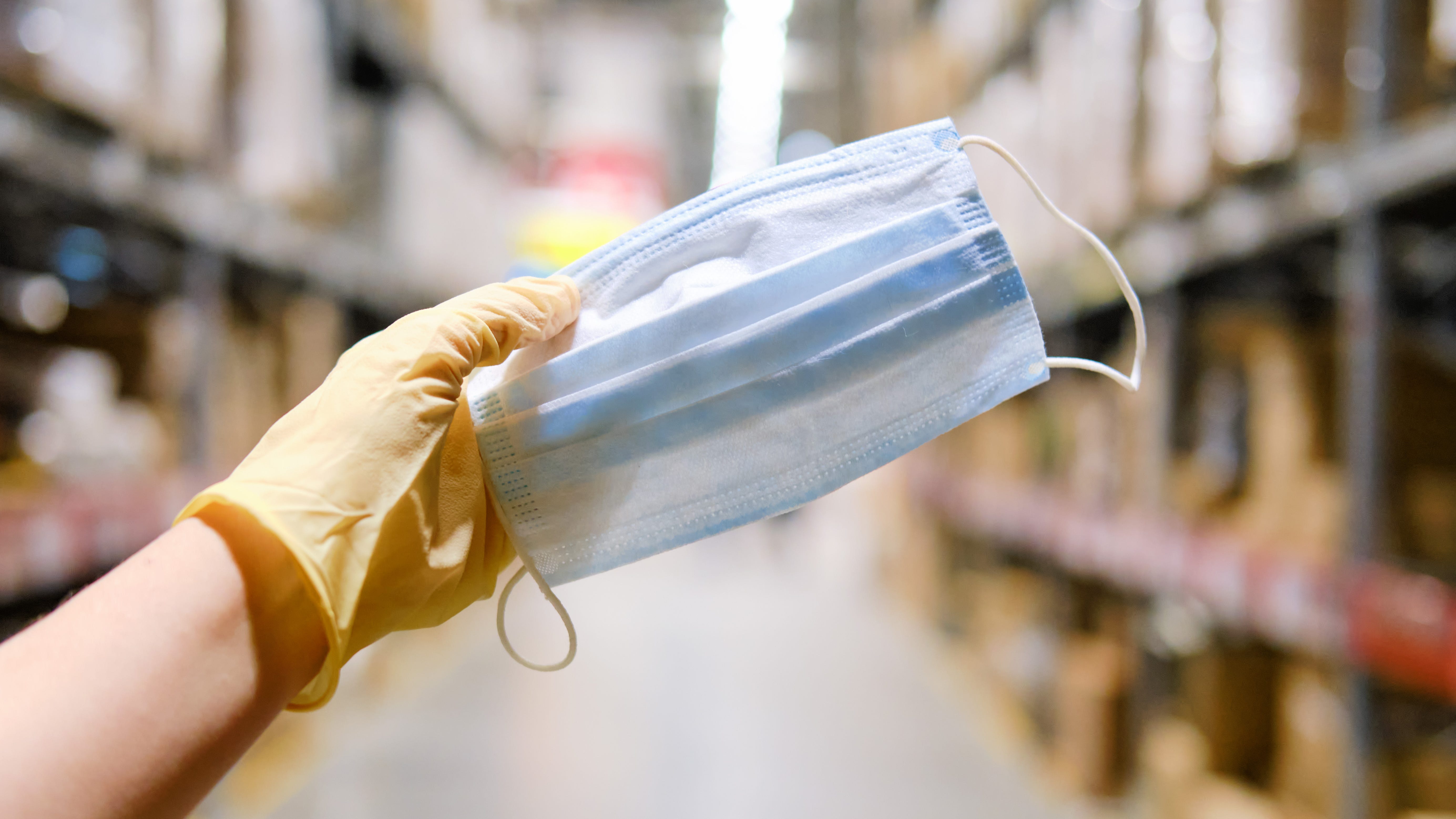 L.A. County, Calif. easing mask-wearing rules as COVID-19 spread slows