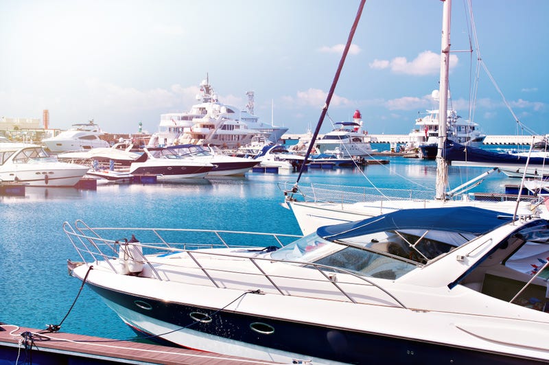 yacht
