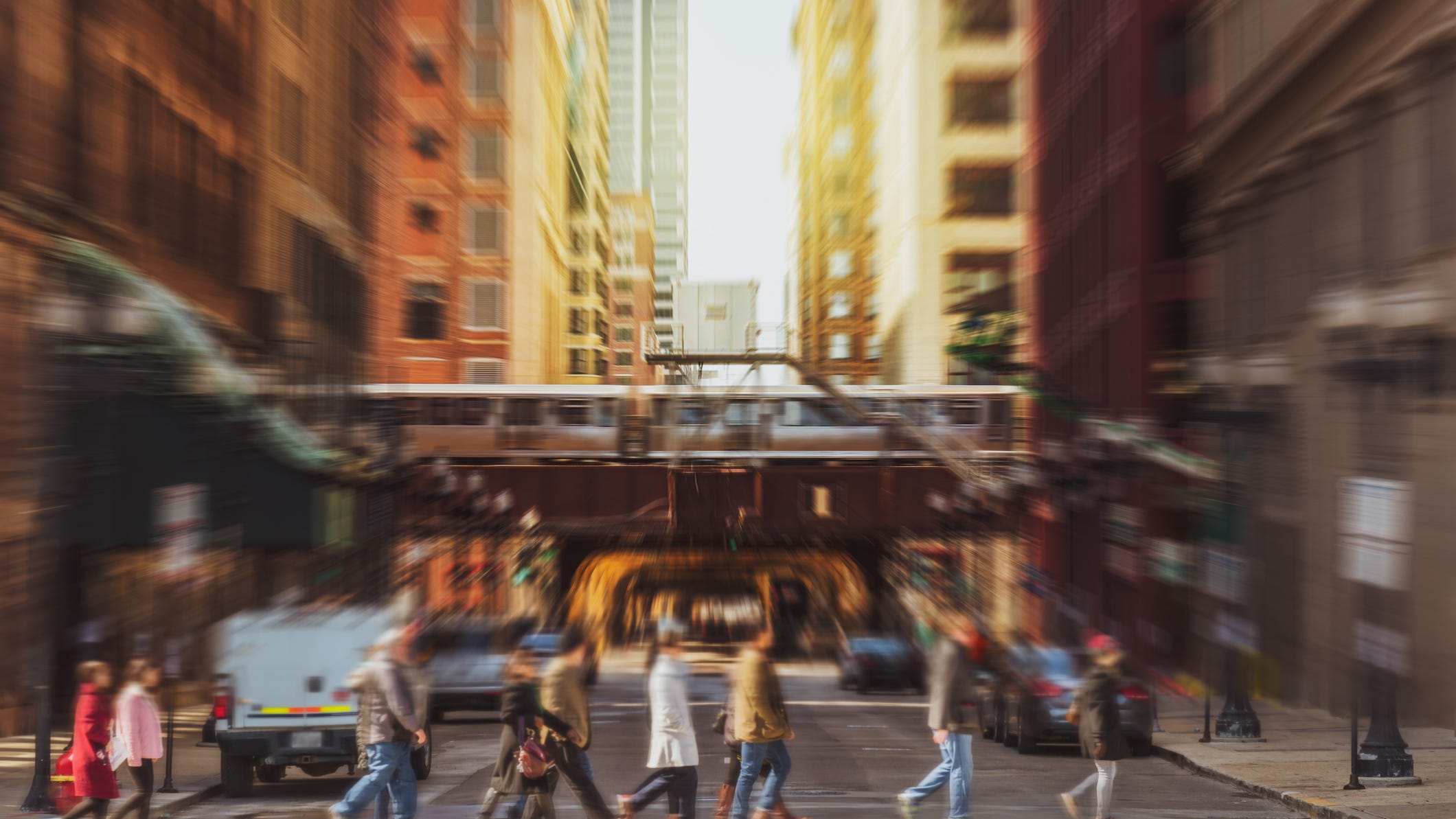 Number of people returning to Chicago's Loop increases due to holiday events