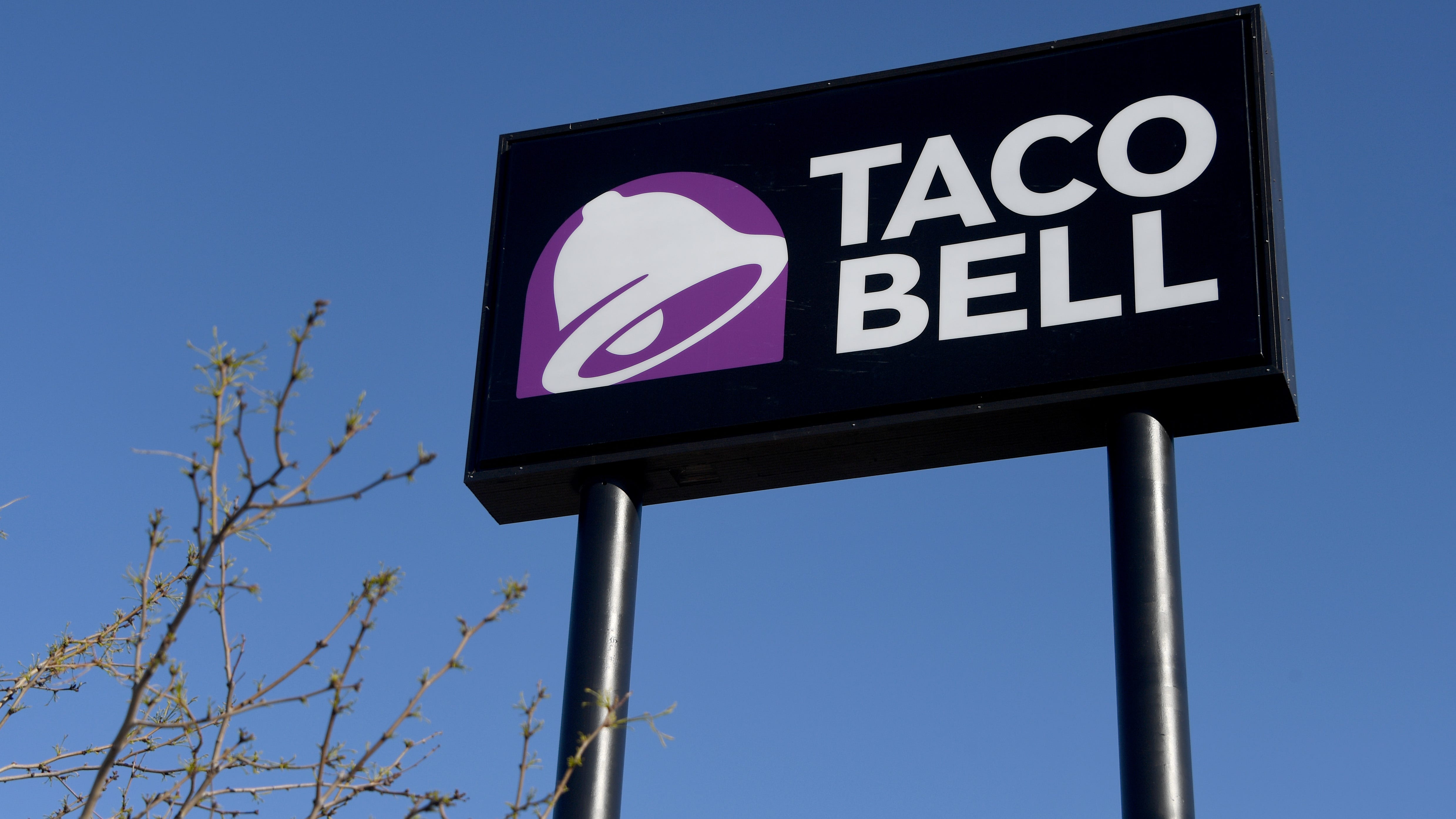 Taco Bell launches new menu item featuring a giant Cheez-It