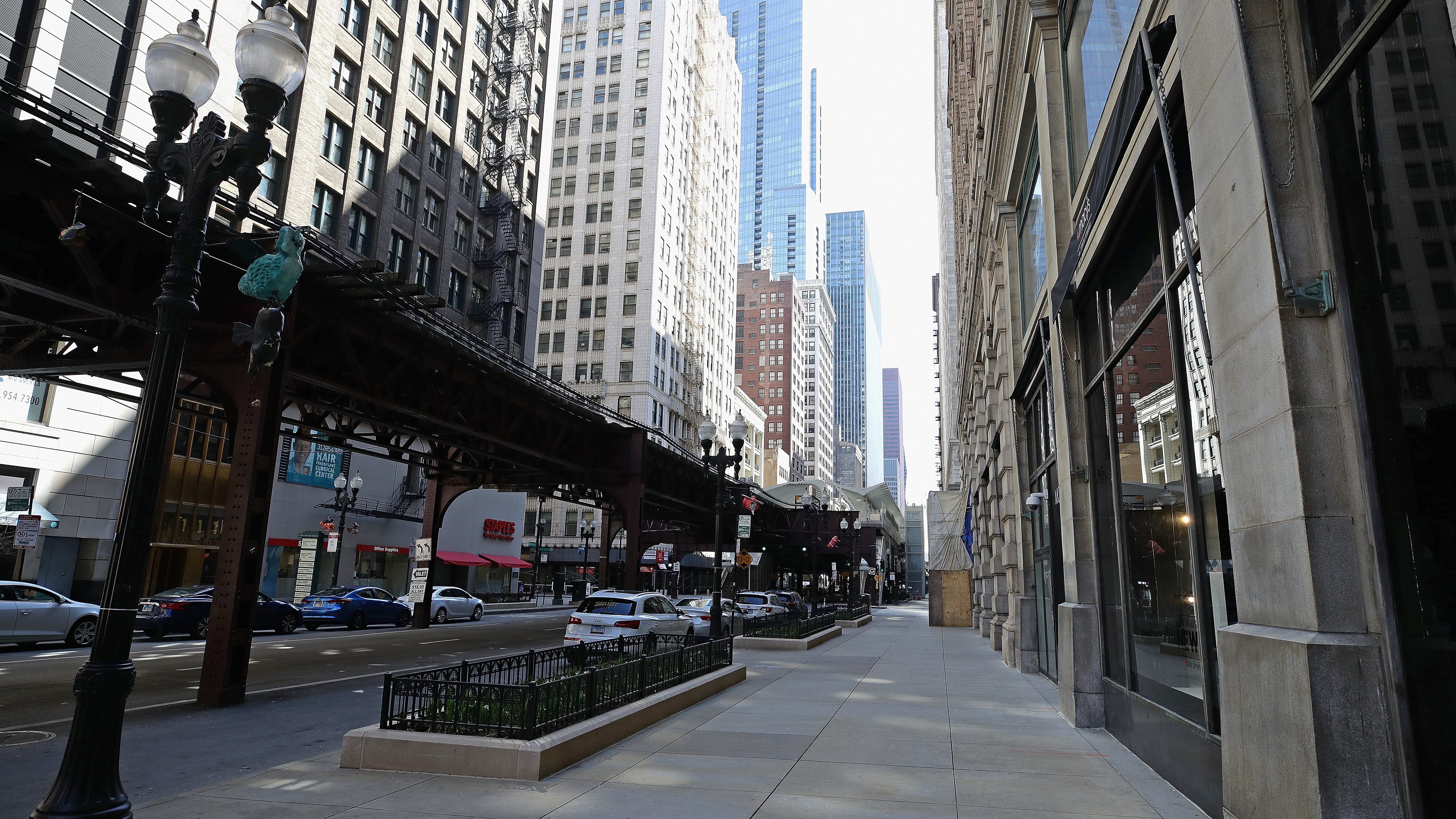 Woman injured by falling glass while walking in the Loop: CPD