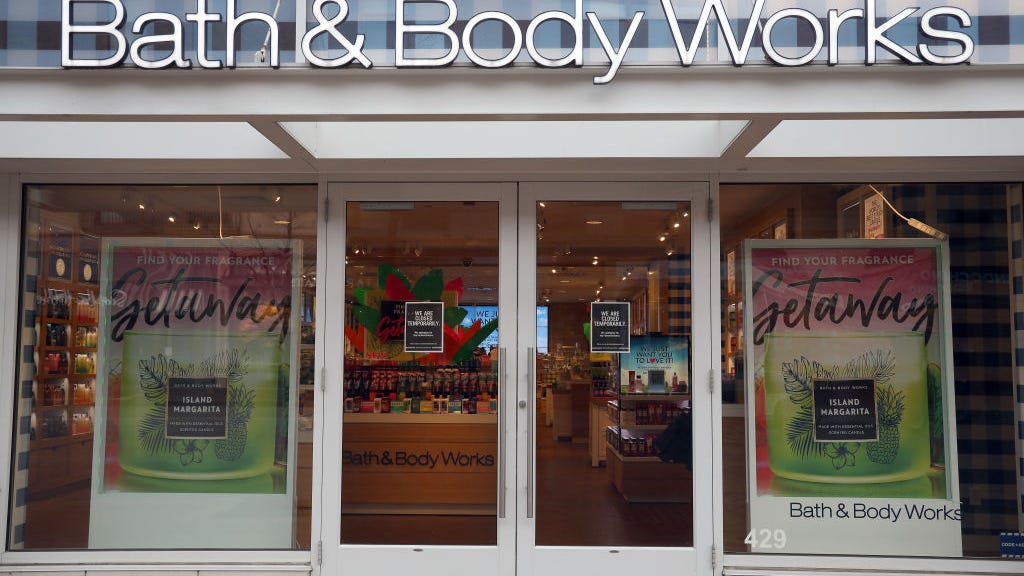 Bath & Body Works reveals new Christmas and winter candle scents for 2020