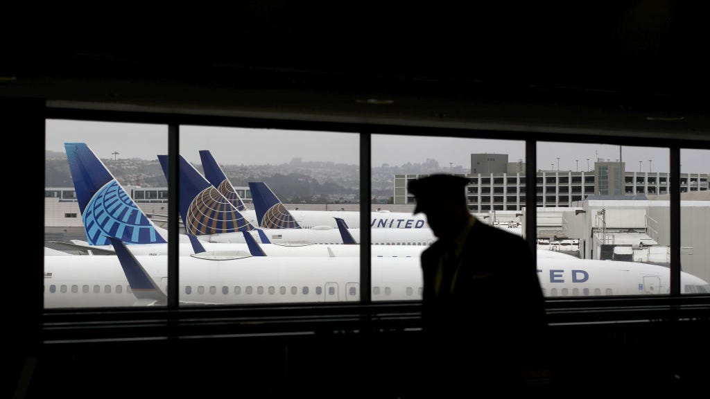 Passenger threatens, assaults attendant on SFO flight