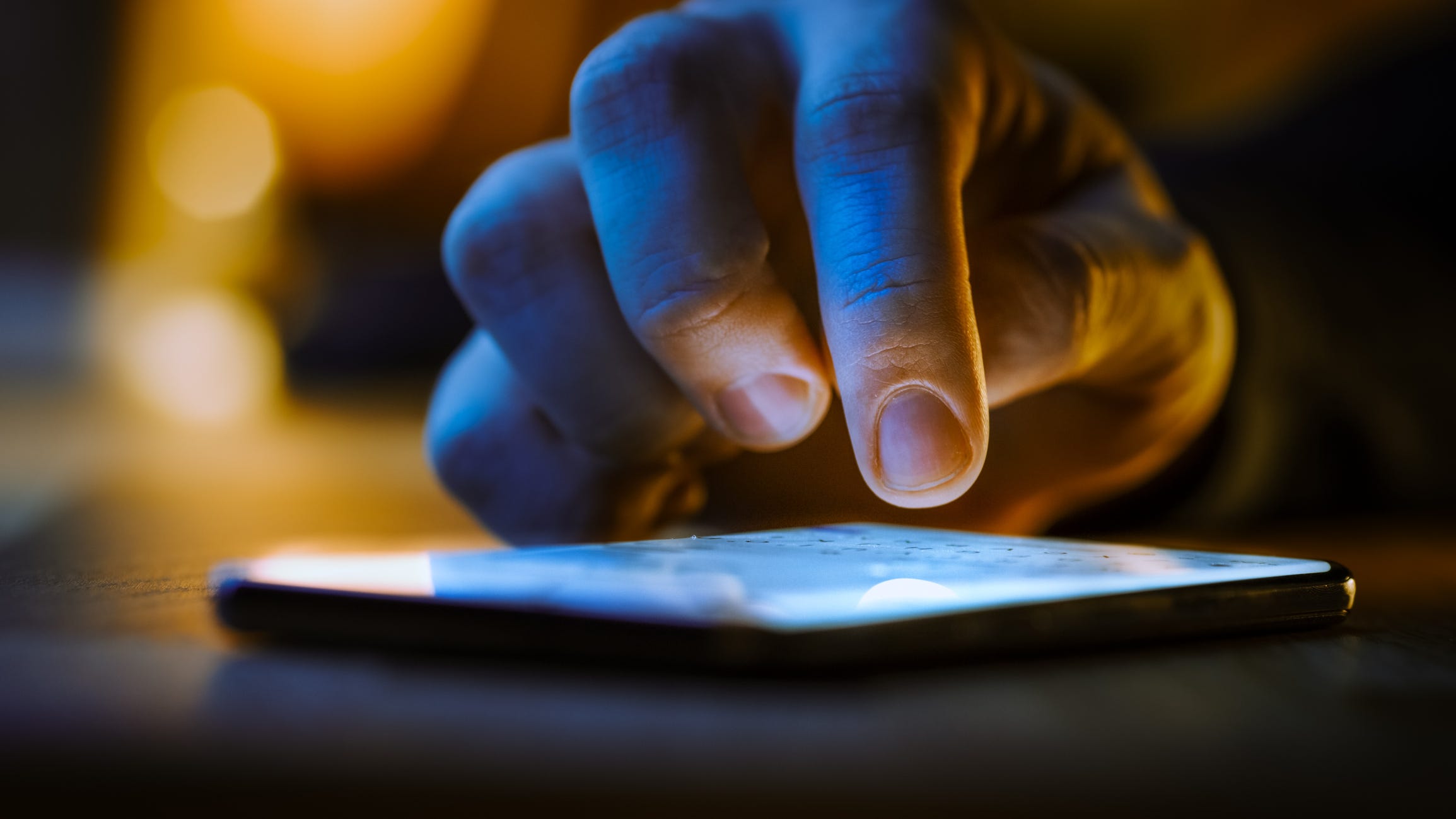 Peeping Tom left cellphone to record people using bathroom in Birmingham salon: police