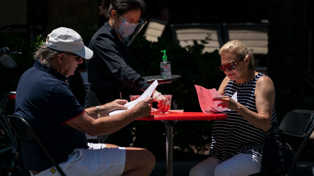 Some St. Louis bars, restaurants will only allow vaccinated guests indoors