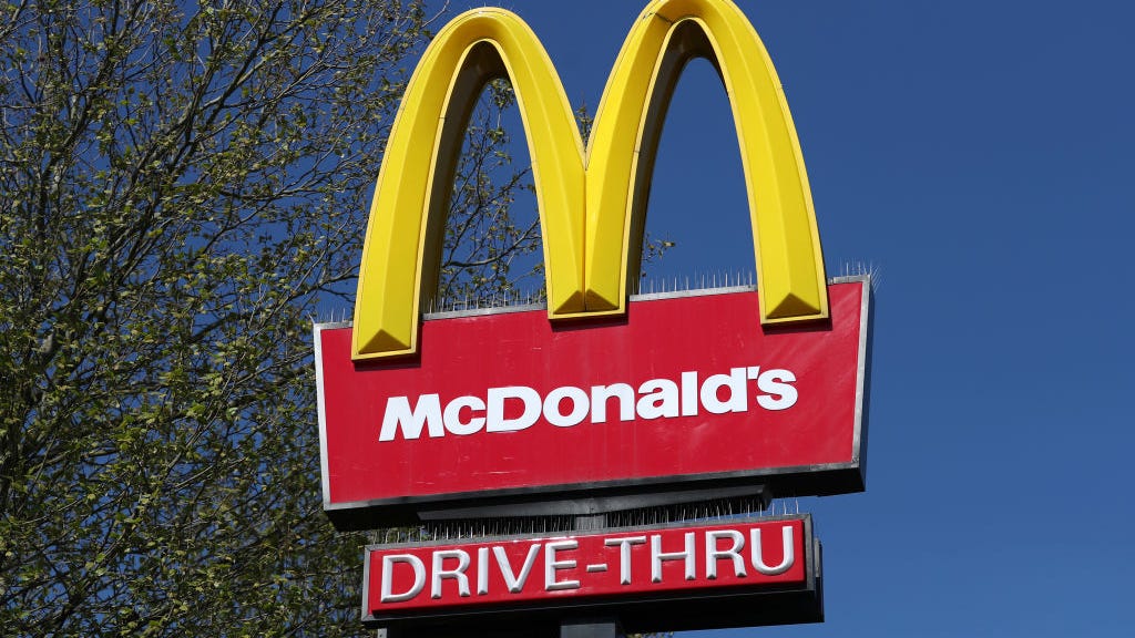 Will McDonald’s pay employees to get the COVID vaccine?