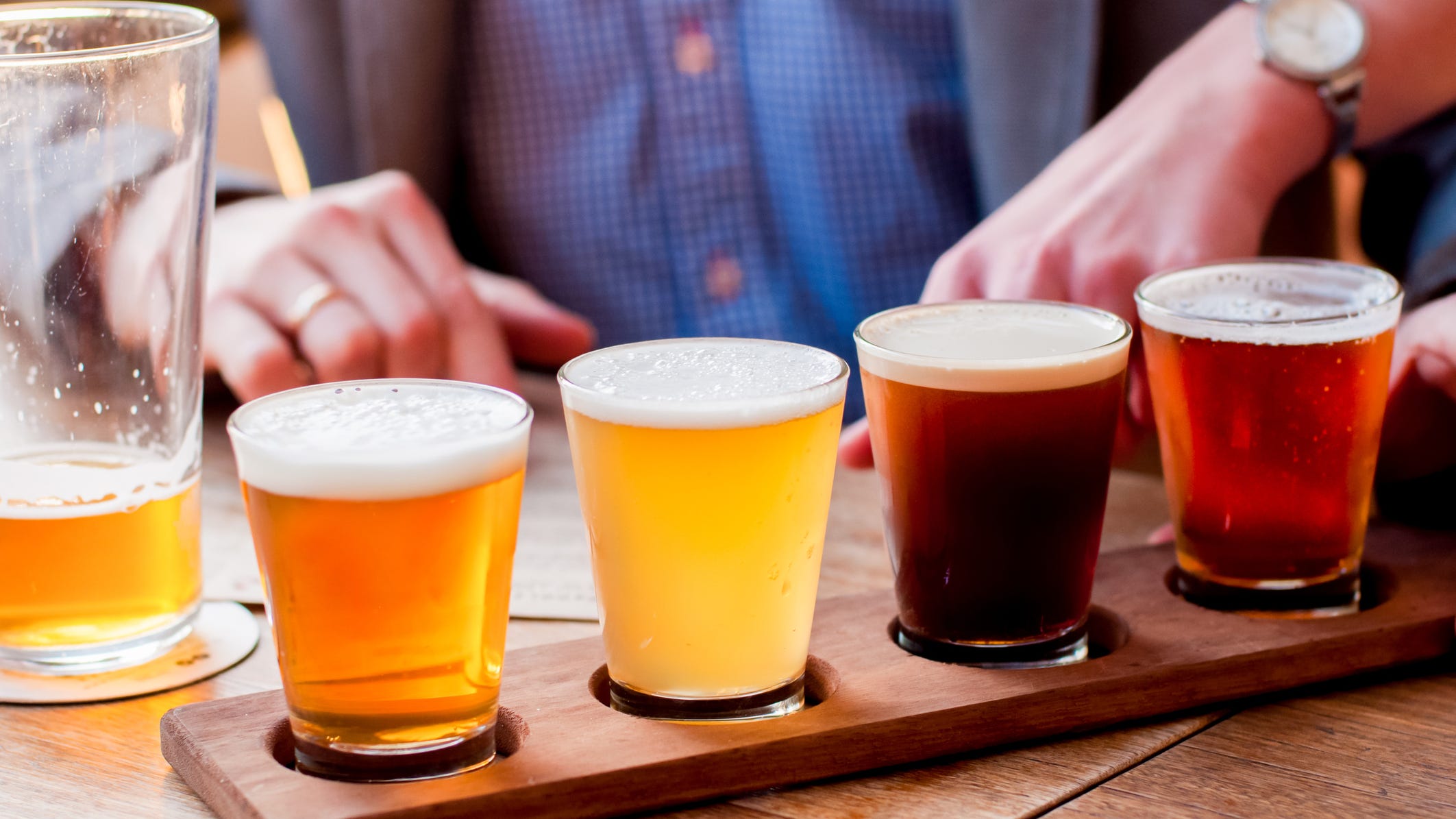 Beer, pizza being offered for getting vaccinated at some suburban bars, restaurants