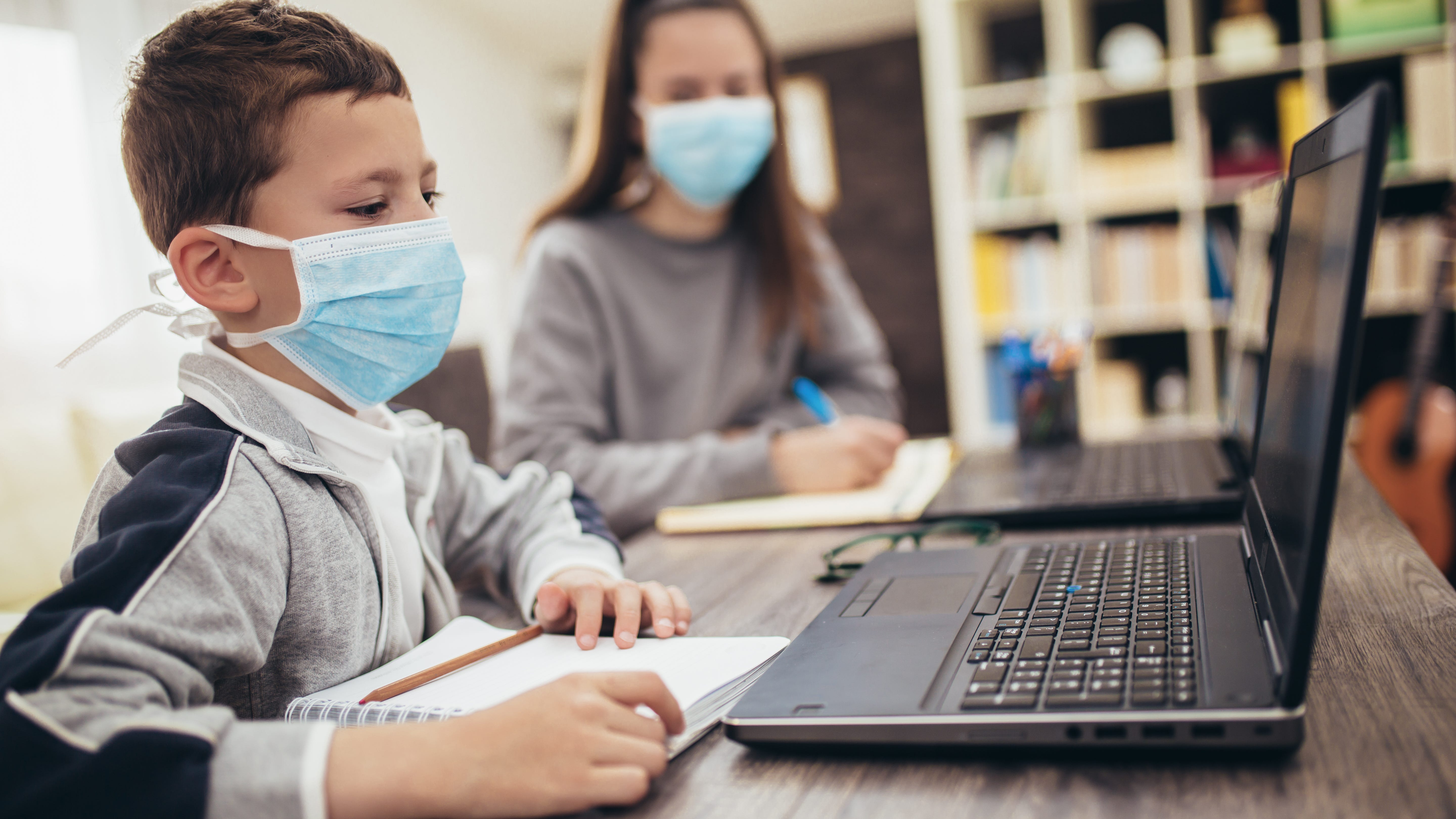 Michigan health officials recommend students, staff wear masks in K-12 schools this fall