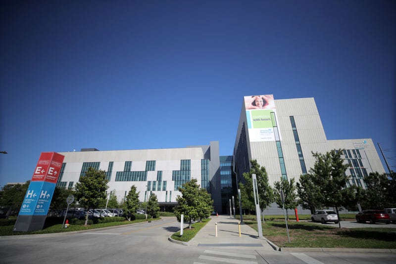 Louisiana COVID hospitalizations fall to new low