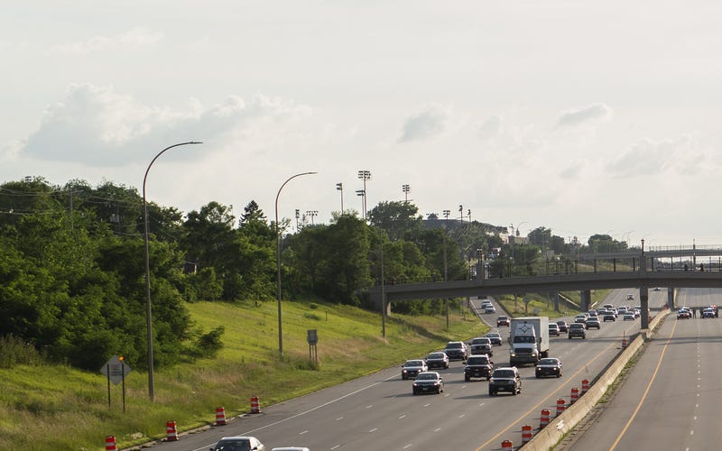 After two weeks of postponement due to frigid temperatures, the Minnesota Department of Transportation will indeed be closing a section of Interstate 94 in St. Paul this weekend.