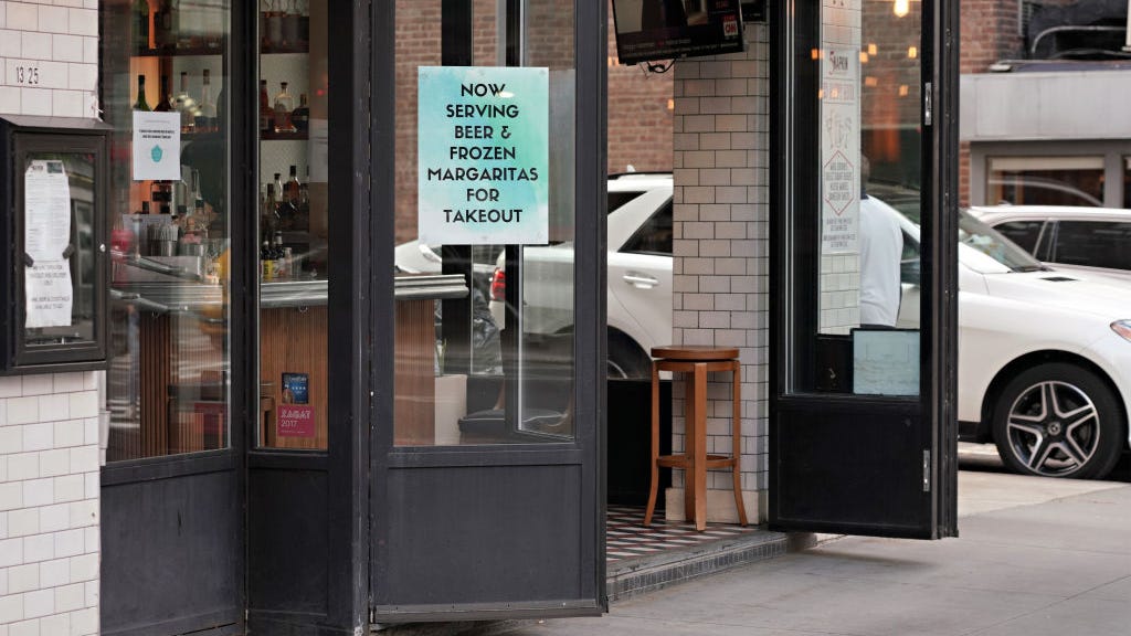 Michigan Senate committee moves forward with bill to make to-go cocktails permanently legal