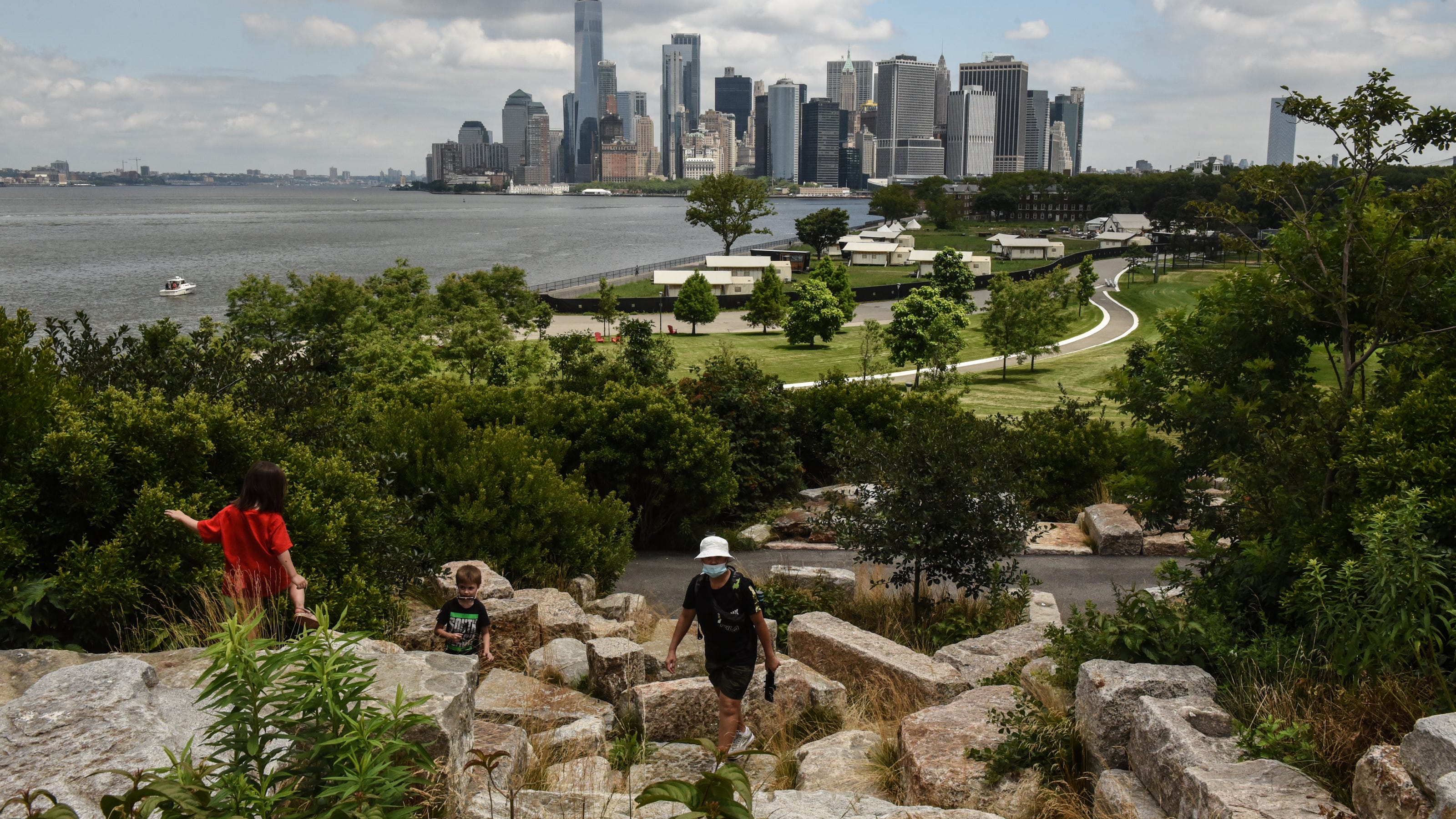 Governors Island to stay open year-round, will be served by NYC Ferry