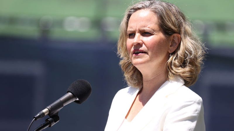 Curran signs bill to provide $375 COVID relief payments to Nassau County residents