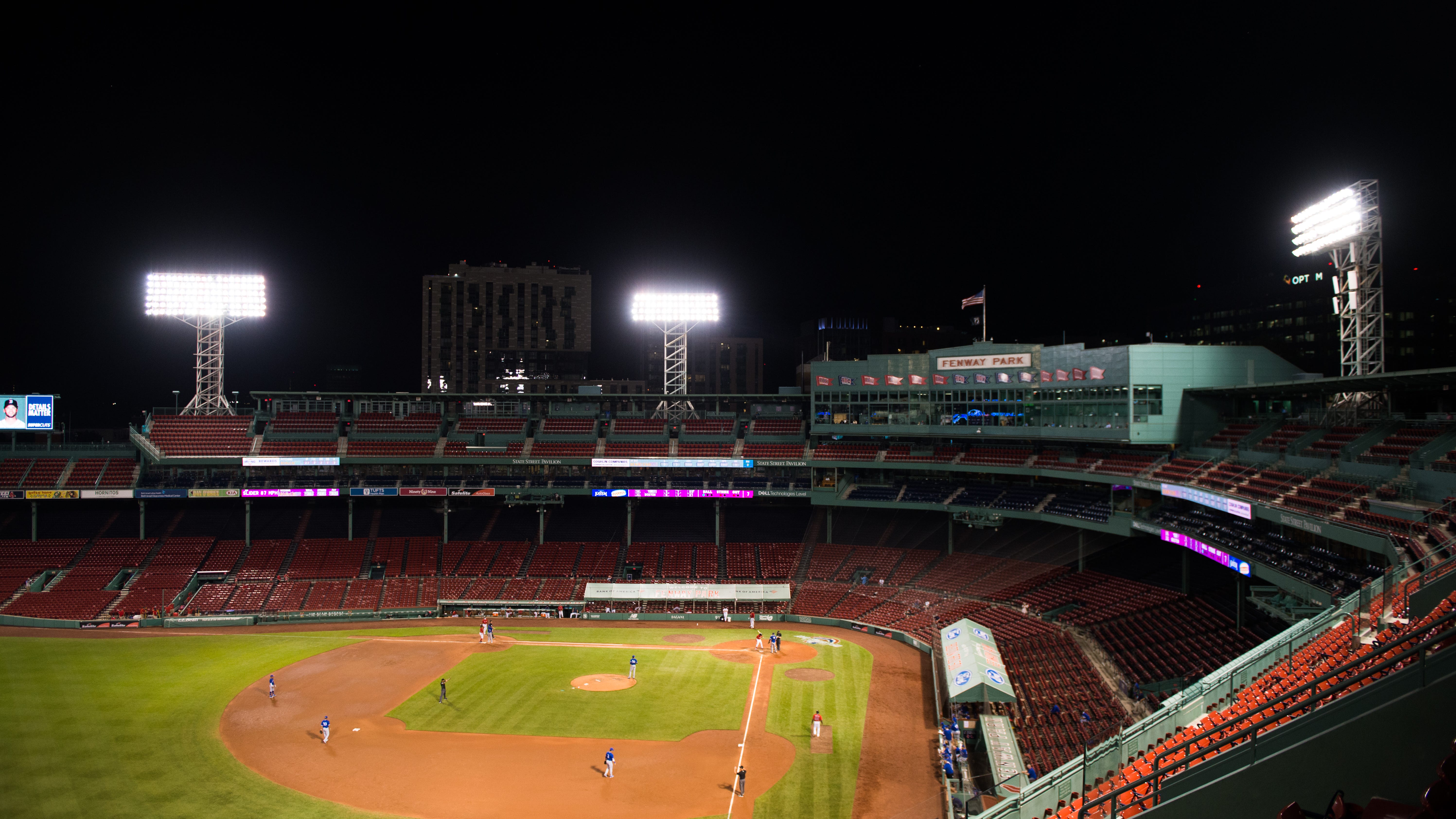Fans React to Red Sox Playing 'Sweet Caroline' in Empty Fenway Park